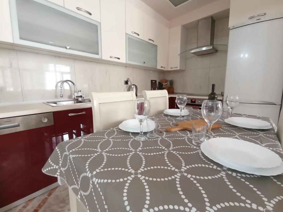 Trea Accomodations - 2 Bedrooms - Riviera With Private Parking Vlore Ngoại thất bức ảnh